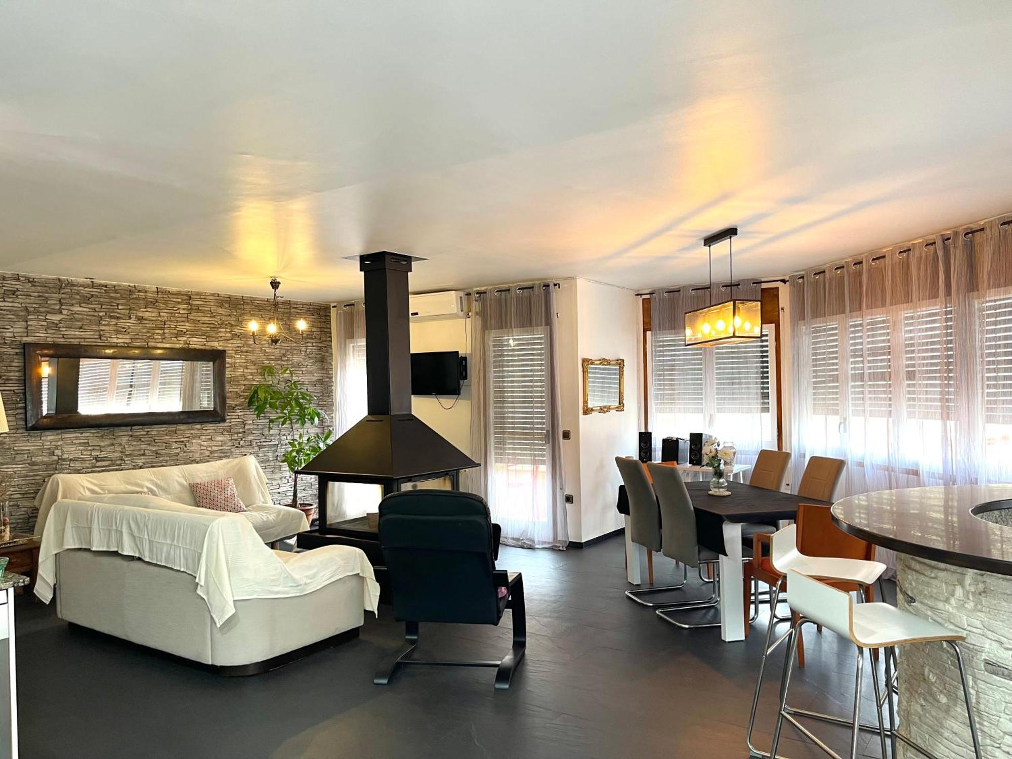 Alojamiento Turistico Casa Ela L'Aldea Bagian luar foto