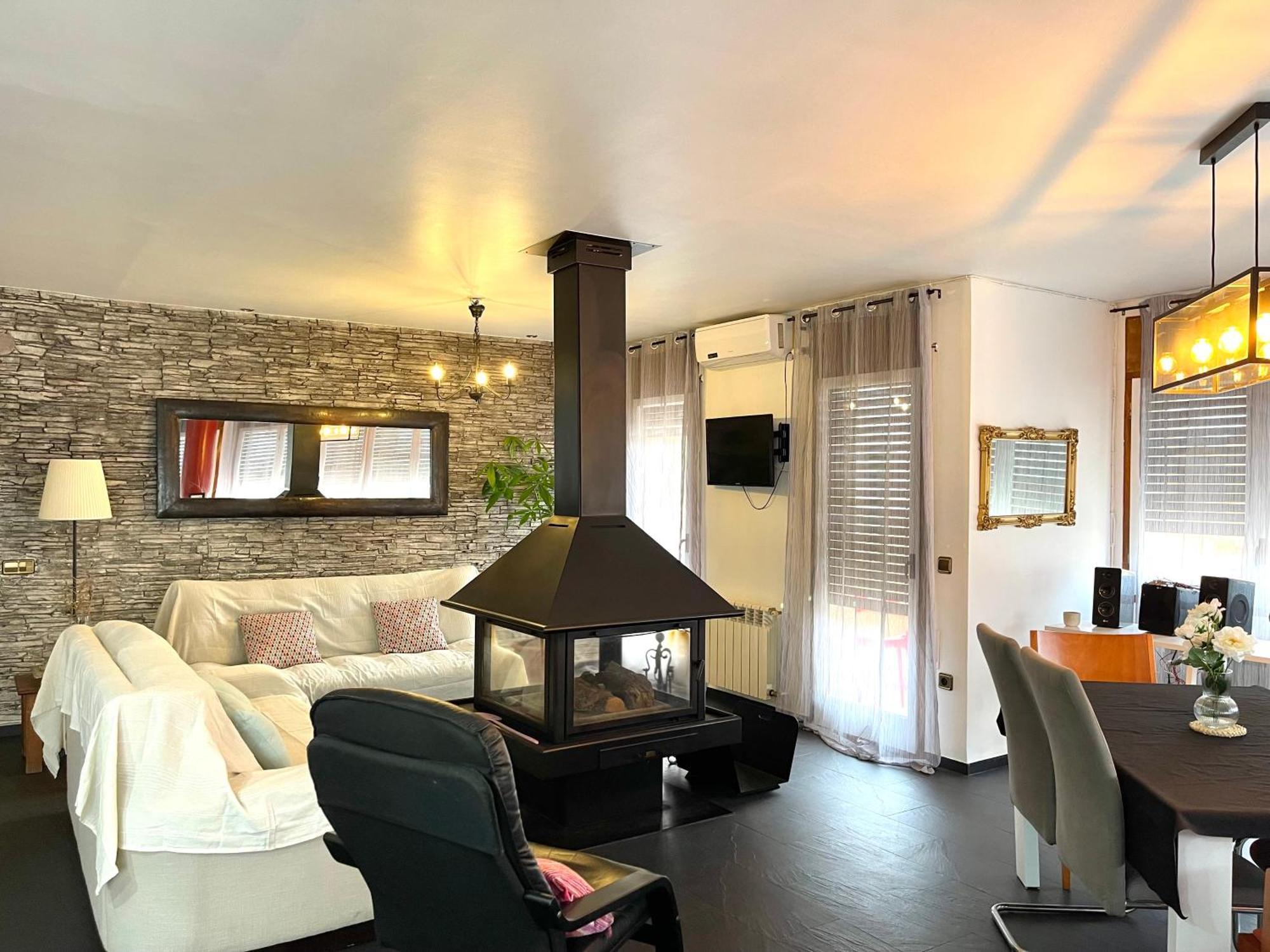 Alojamiento Turistico Casa Ela L'Aldea Bagian luar foto