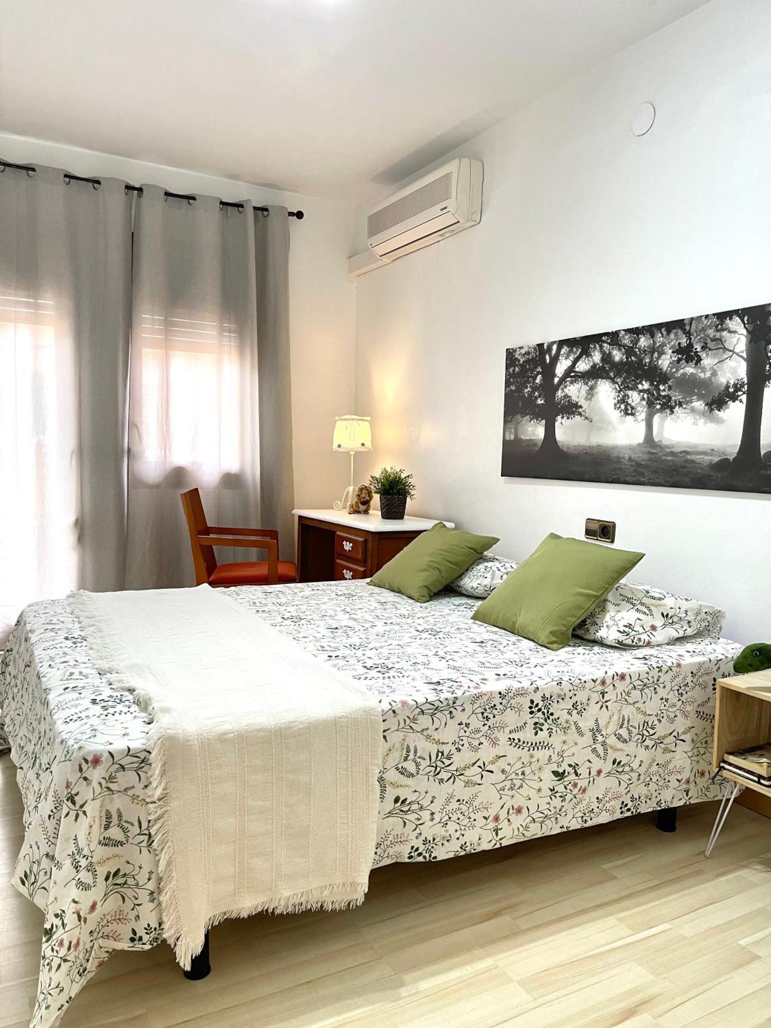 Alojamiento Turistico Casa Ela L'Aldea Bagian luar foto